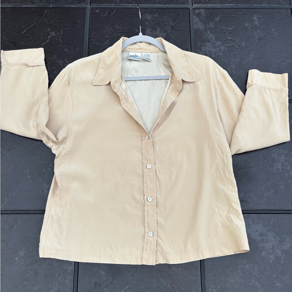 Vintage Jacqueline Ferrar Button Silk Deep V-neck Light Tan Blouse Size Large